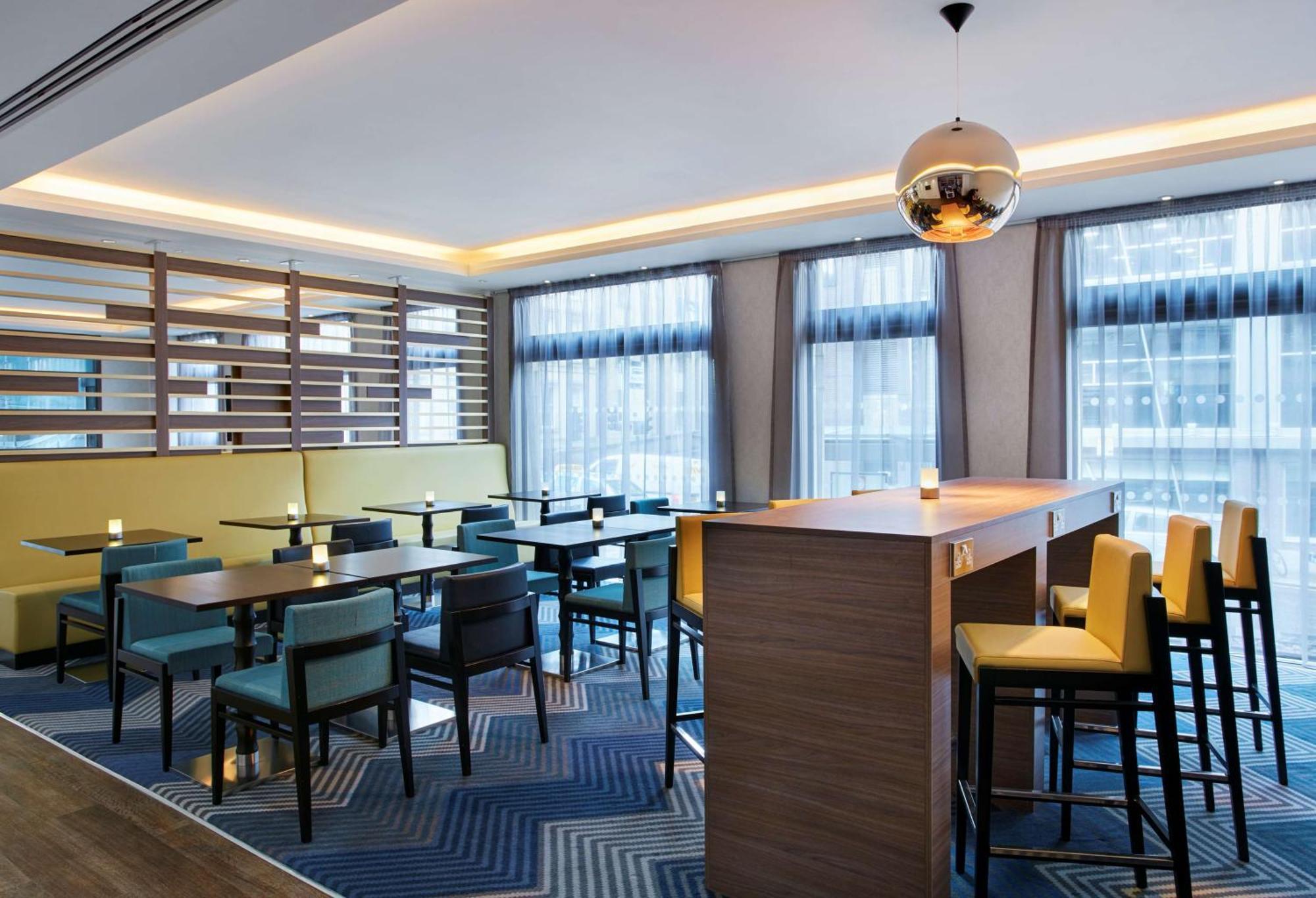 Hampton By Hilton Glasgow Central Exterior foto